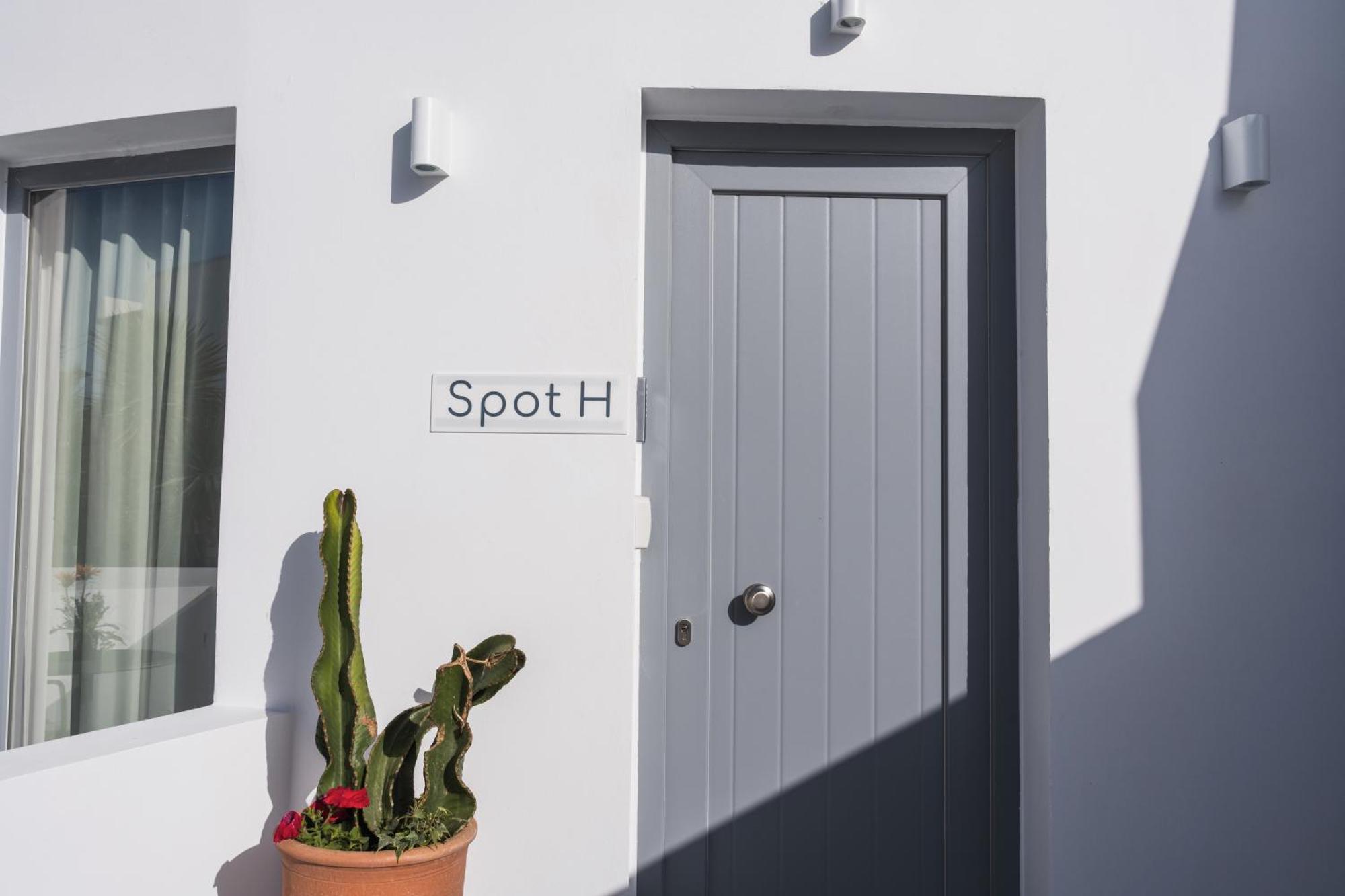 Bedspot Apartments Paros Naoussa Exterior foto