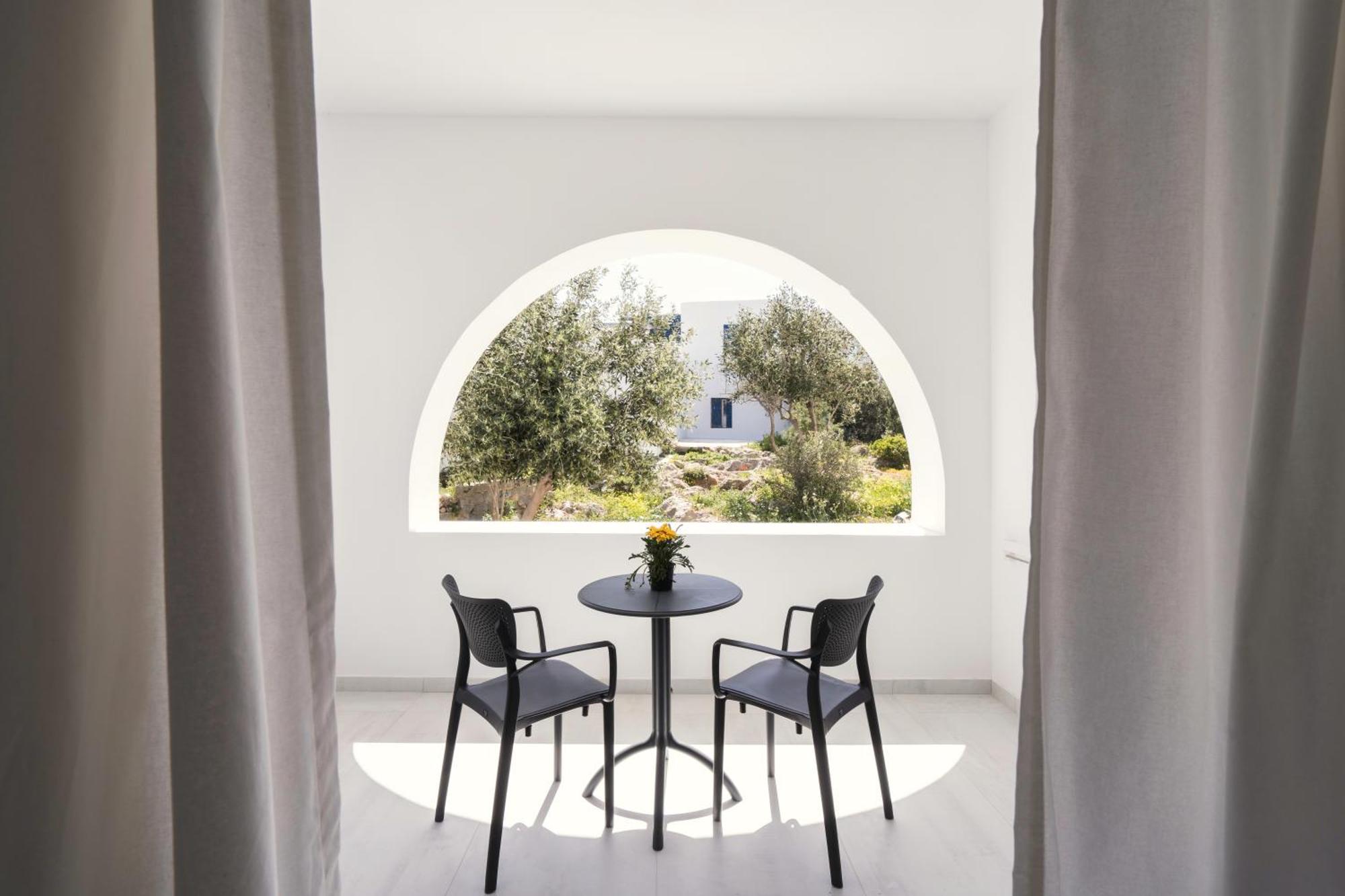 Bedspot Apartments Paros Naoussa Exterior foto