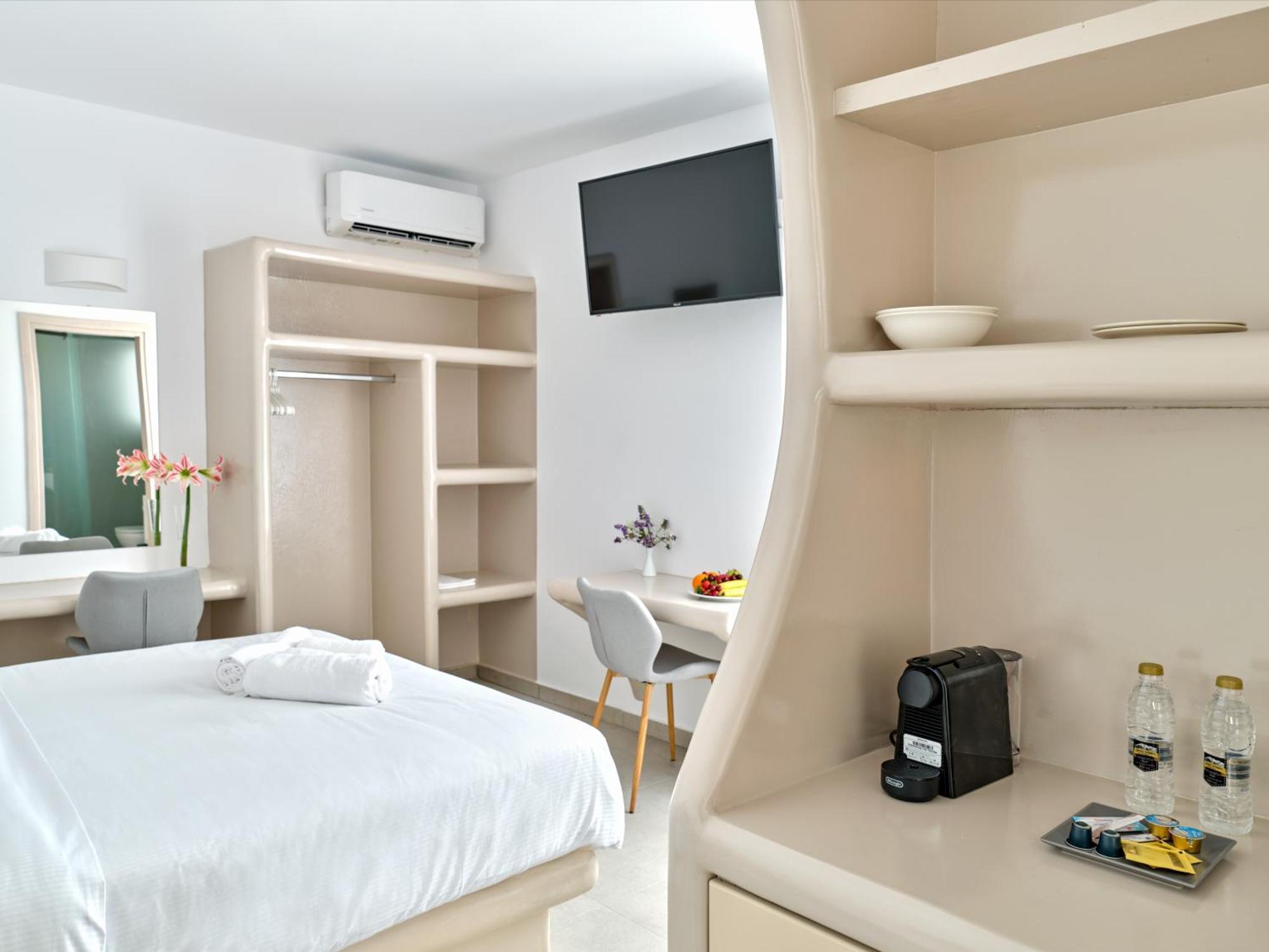 Bedspot Apartments Paros Naoussa Zimmer foto